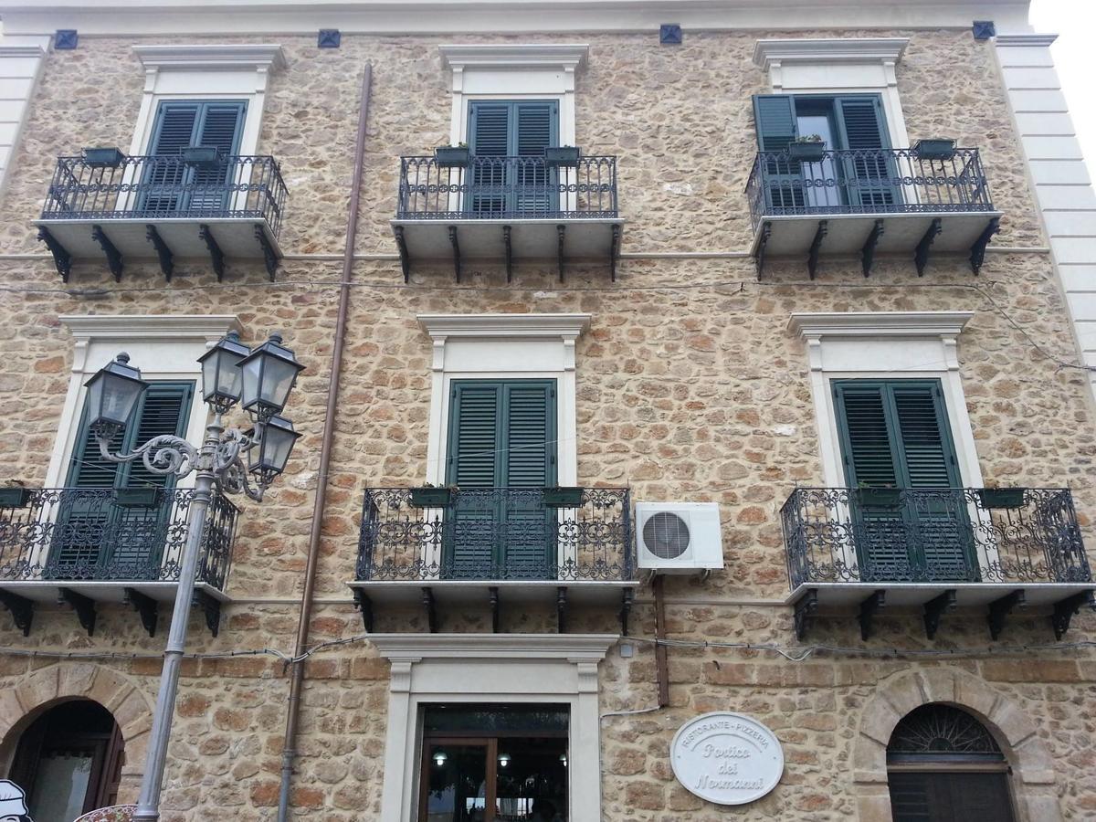 مبيت وإفطار بوتيرا Il Portico Dei Normanni المظهر الخارجي الصورة